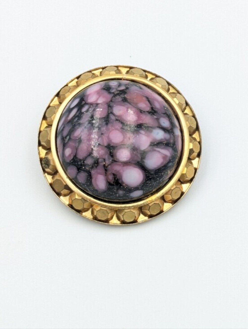 Vintage gold tone and purple cabochon round brooch pin
